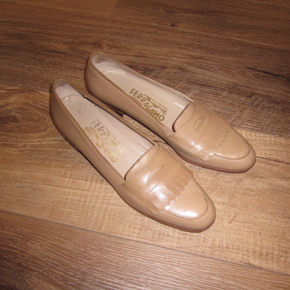 Vintage Beige Ferragamo loafers